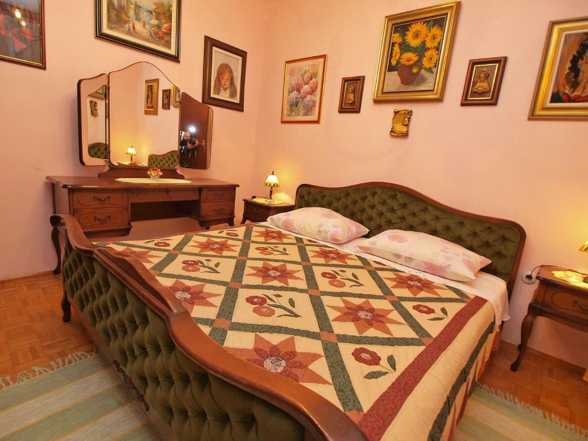 Apartments And Room Rabac 155 Bagian luar foto
